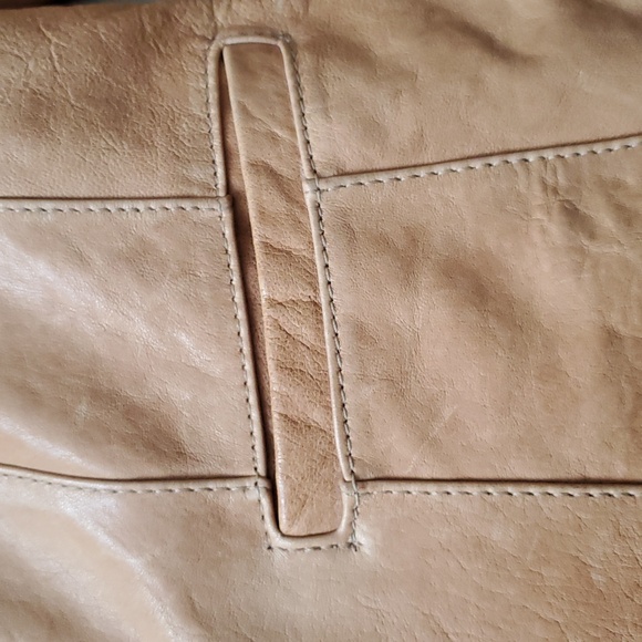 Danier Tan Leather Jacket - Picture 4 of 16
